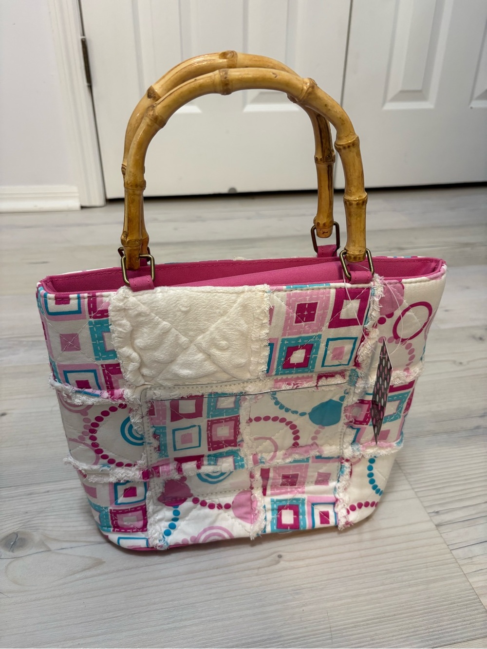 NWT Quilted Patchwork Bamboo Handle Pink White Geometric Tote Bag
